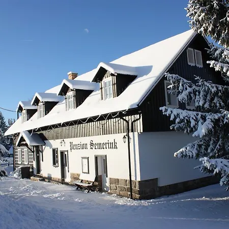 Semerink Guest house 3*
